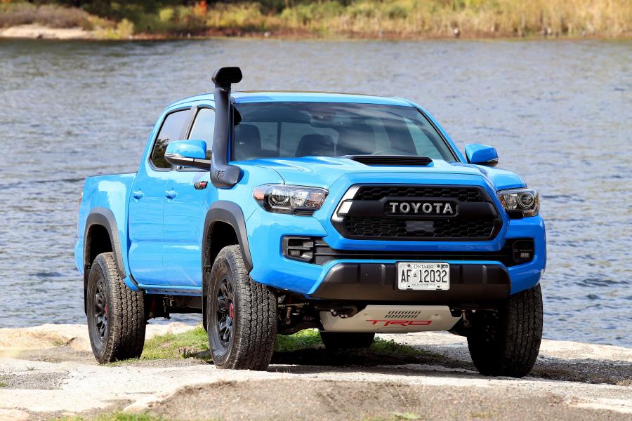  Toyota Tacoma TRD Pro Double Cab 2017 года  (фото 1 из 8)